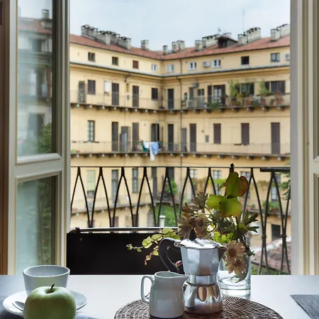 Dynasty Downtown Aparthotel