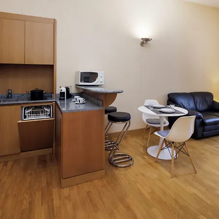 Dynasty Downtown 토리노