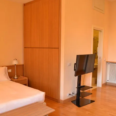 Lägenhetshotell Dynasty Downtown 4*
