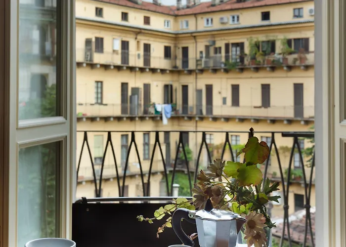 Dynasty Downtown Aparthotel