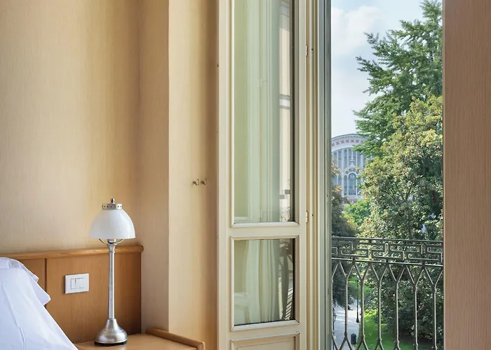 Dynasty Downtown Aparthotel Turin