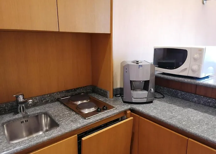 Dynasty Downtown Aparthotel